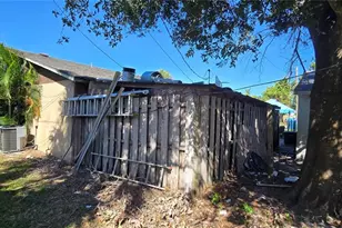 5803 9th St Ct E, Bradenton, FL 34203 - Photo 13