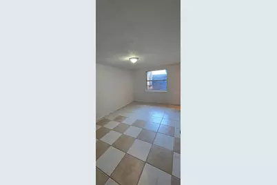 5803 9th Street Court E, Bradenton, FL 34203 - Photo 5