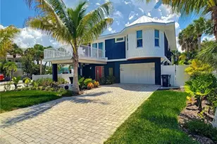 111 Cedar Ave, Anna Maria, FL 34216 - Photo 3