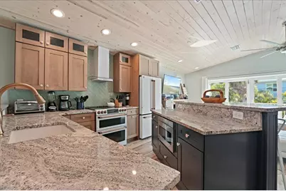 111 Cedar Avenue, Anna Maria, FL 34216 - Photo 23