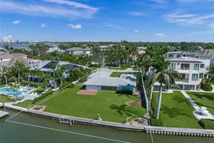 1386 Tangier Way, Sarasota, FL 34239 - Photo 5