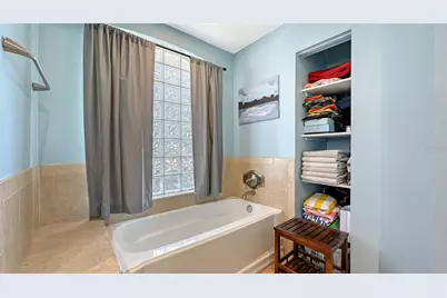 9011 Misty Creek Drive, Sarasota, FL 34241 - Photo 41