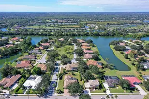 9011 Misty Creek Dr, Sarasota, FL 34241 - Photo 9