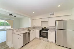 101 73rd St, Holmes Beach, FL 34217 - Photo 21