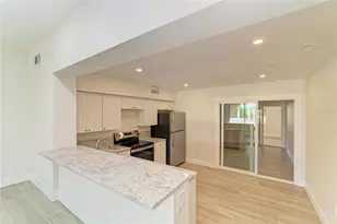 101 73rd St, Holmes Beach, FL 34217 - Photo 25