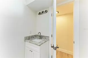 101 73rd St, Holmes Beach, FL 34217 - Photo 33