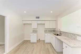 101 73rd St, Holmes Beach, FL 34217 - Photo 23