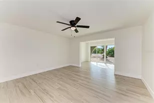 101 73rd St, Holmes Beach, FL 34217 - Photo 15
