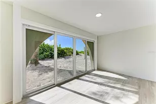 101 73rd St, Holmes Beach, FL 34217 - Photo 35