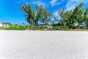 101 73rd St, Holmes Beach, FL 34217 - Photo 5