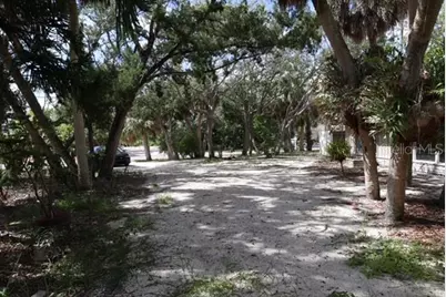 5453 Avenida Del Mare, Sarasota, FL 34242 - Photo 1