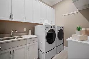 8315 Pavia Way, Bradenton, FL 34202 - Photo 39