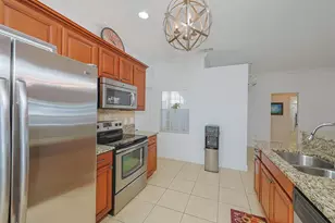 7113 52nd Dr E, Bradenton, FL 34203 - Photo 7