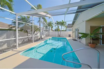 7113 52nd Drive E, Bradenton, FL 34203 - Photo 3