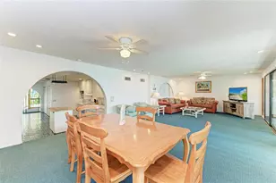 101 73rd St, Holmes Beach, FL 34217 - Photo 25