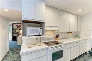 101 73rd St, Holmes Beach, FL 34217 - Photo 17