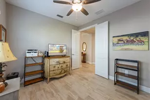 7104 Playa Bella Dr, Bradenton, FL 34209 - Photo 9