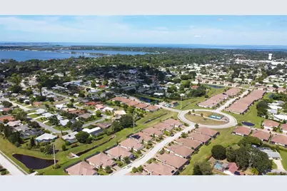 7104 Playa Bella Drive, Bradenton, FL 34209 - Photo 35