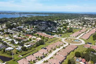 7104 Playa Bella Dr, Bradenton, FL 34209 - Photo 35