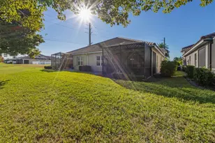 7104 Playa Bella Dr, Bradenton, FL 34209 - Photo 29