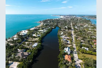 7676 Midnight Pass Road, Sarasota, FL 34242 - Photo 11