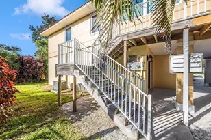 907 Riviera St, Venice, FL 34285 - Photo 43