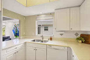 4755 Ringwood Meadow, Sarasota, FL 34235 - Photo 17