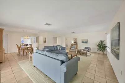 4755 Ringwood Meadow, Sarasota, FL 34235 - Photo 11