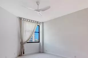 1241 Gulf of Mexico Dr, Longboat Key, FL 34228 - Photo 25