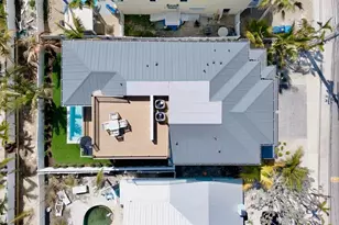 2105 Avenue C, Bradenton Beach, FL 34217 - Photo 59