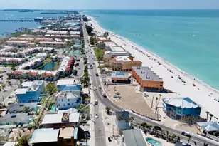 2105 Avenue C, Bradenton Beach, FL 34217 - Photo 55