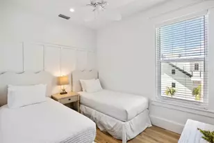 2105 Avenue C, Bradenton Beach, FL 34217 - Photo 33