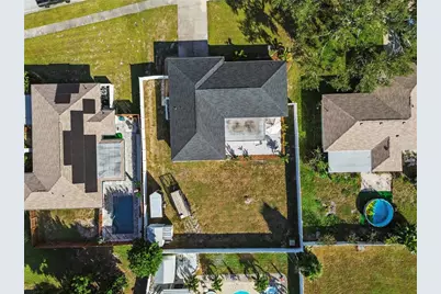 7304 Claries Drive, Sarasota, FL 34243 - Photo 57