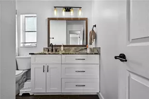 7304 Claries Dr, Sarasota, FL 34243 - Photo 45