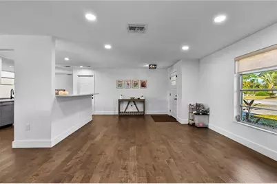 7304 Claries Drive, Sarasota, FL 34243 - Photo 27