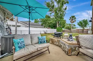 605 51st St W, Bradenton, FL 34209 - Photo 25