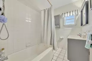 605 51st St W, Bradenton, FL 34209 - Photo 21