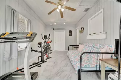 605 51st Street W, Bradenton, FL 34209 - Photo 17