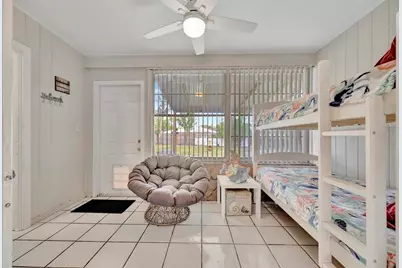 605 51st Street W, Bradenton, FL 34209 - Photo 9