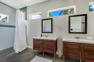 1408 Oak Hammock Rd, Sarasota, FL 34240 - Photo 23