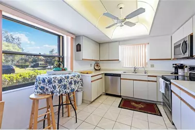 311 Oak Hill Way #26, Sarasota, FL 34232 - Photo 9