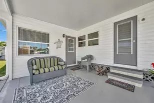 247 Palm Ln, Palmetto, FL 34221 - Photo 3