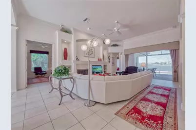 6631 Waters Edge Way, Lakewood Ranch, FL 34202 - Photo 15