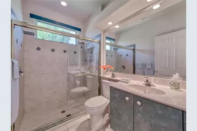 6631 Waters Edge Way, Lakewood Ranch, FL 34202 - Photo 65