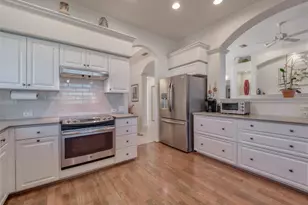 6631 Waters Edge Way, Lakewood Ranch, FL 34202 - Photo 25