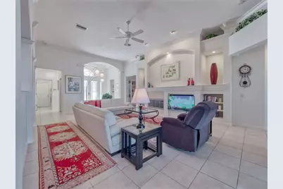 6631 Waters Edge Way, Lakewood Ranch, FL 34202 - Photo 17