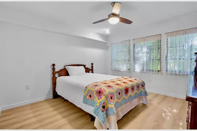 3237 Golden Eagle Lane, Sarasota, FL 34231 - Photo 15