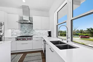 6810 Longboat Dr S, Longboat Key, FL 34228 - Photo 15