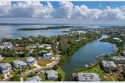 6810 Longboat Drive S, Longboat Key, FL 34228 - Photo 17