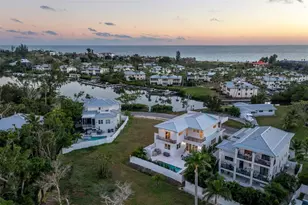 6810 Longboat Dr S, Longboat Key, FL 34228 - Photo 9